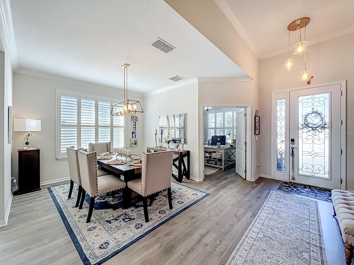 2381 HICKORY GROVE STREET