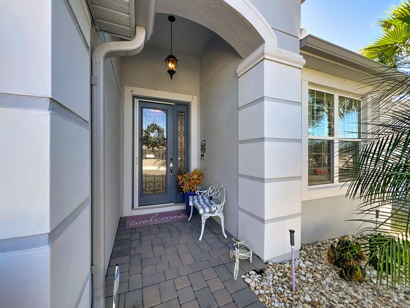 2381 HICKORY GROVE STREET