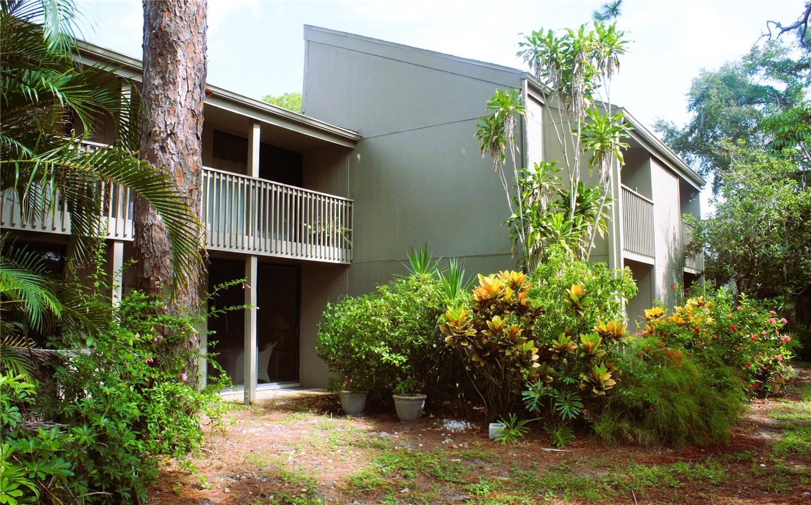 Nestled in a nature enthusiast’s haven is an architecturally stunning community. Located halfway between the cultural, shopping & culinary meccas of Sarasota & Venice you find the uniquely contemporary community of Pine Run. The community offers Tennis & Pickleball courts, Fitness center, two heated pools, Saunas and an exquisite club house. This ground floor unit offers dual zone A/C, in unit washer dryer, an abundance of natural light and is turnkey. The private courtyard and covered outdoor space is amazing for dining alfresco. Another unique characteristic of this residence is the rare amenity of a deeded, covered carport that offers ample extra storage. All this is located just minutes from some of the most stunning beaches in the world.