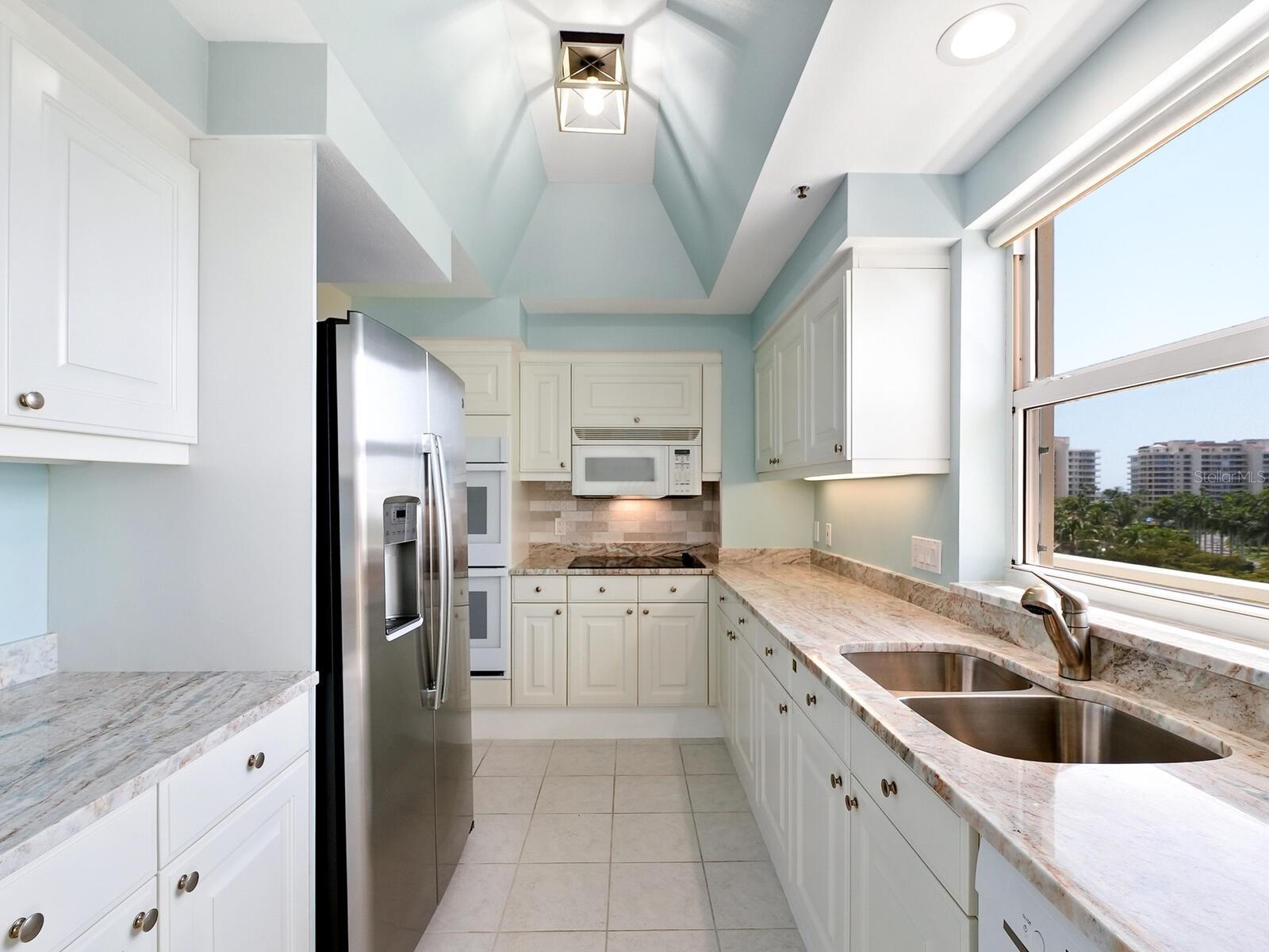 GRAND BAY 6 - Residential