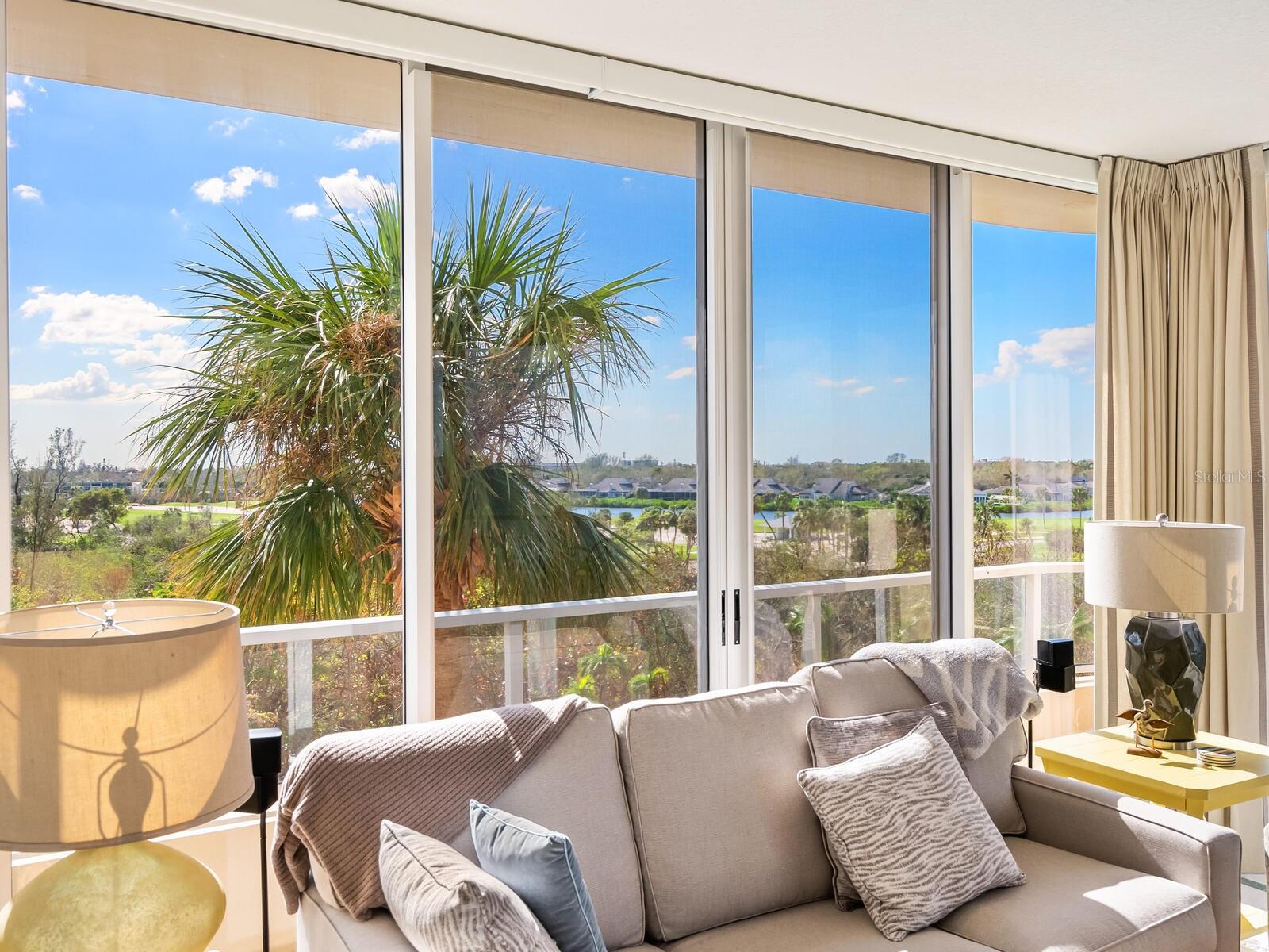 GRAND BAY 6 - Residential