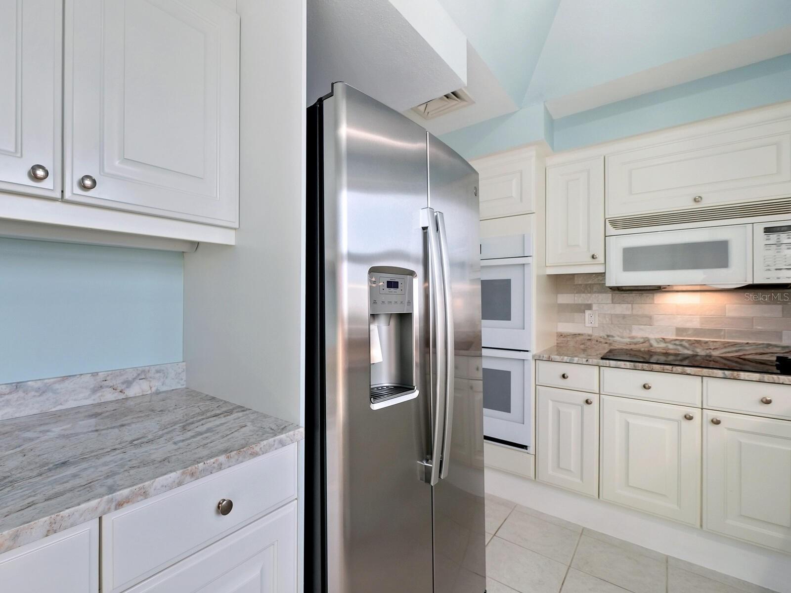 GRAND BAY 6 - Residential