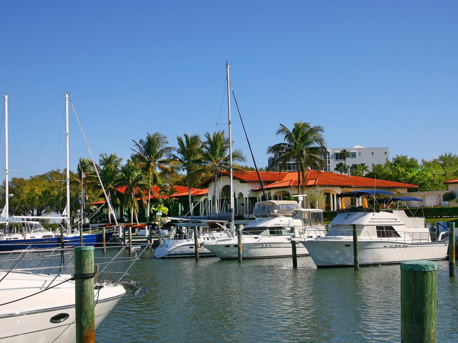 GRAND BAY 6 - Residential