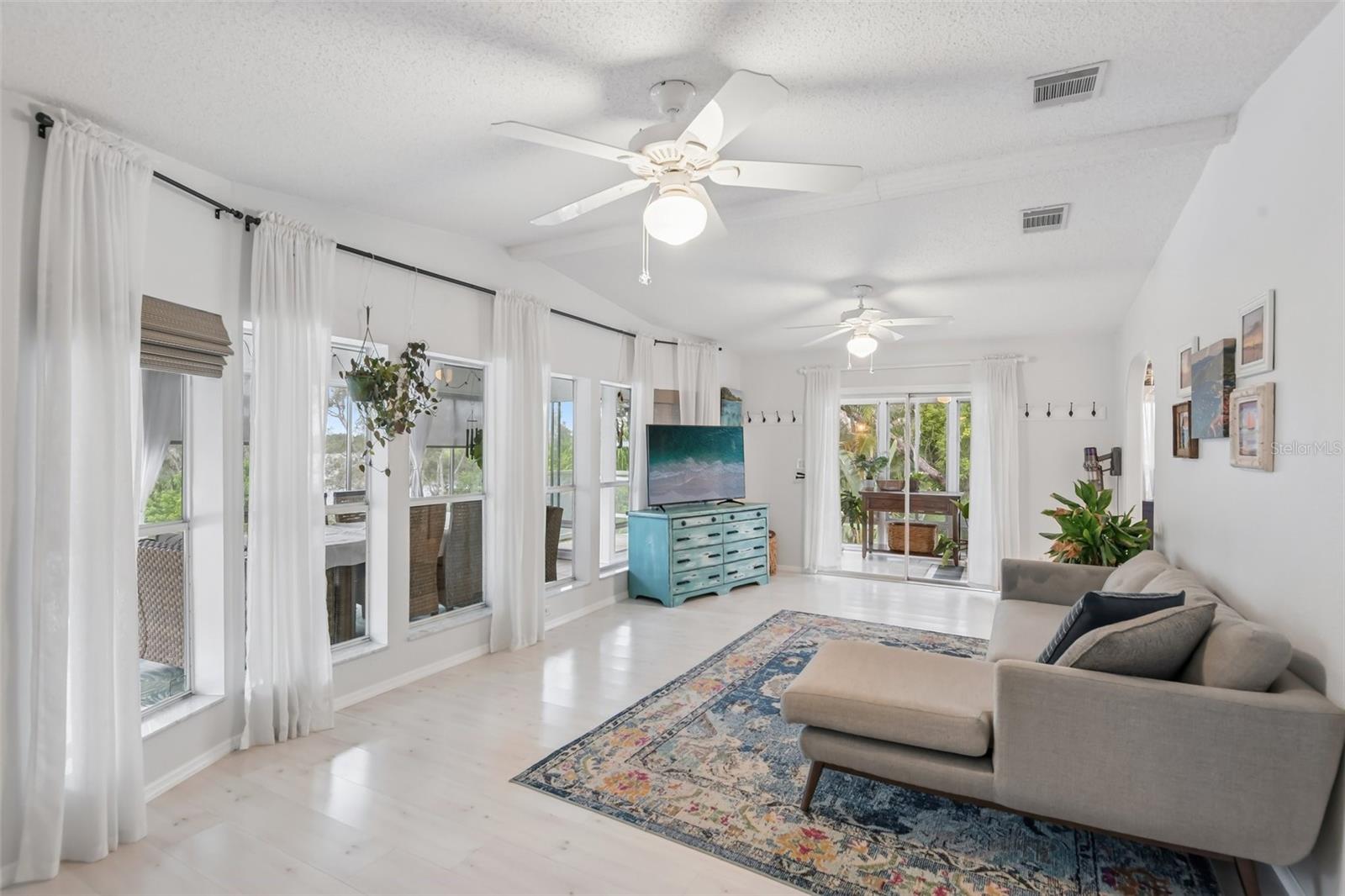 507 RIVER VIEW LANE