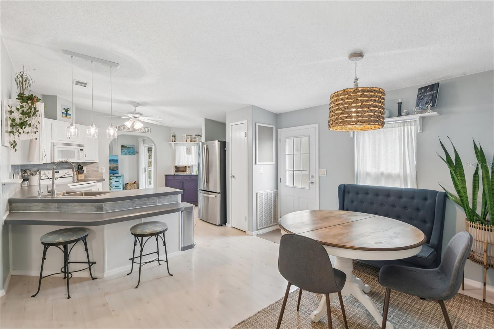 507 RIVER VIEW LANE