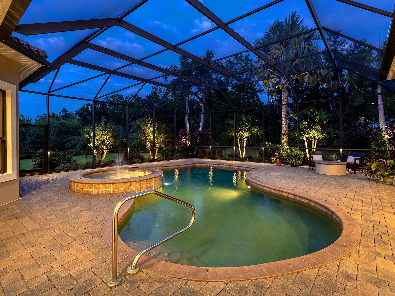 COUNTRY CLUB EAST - Residential