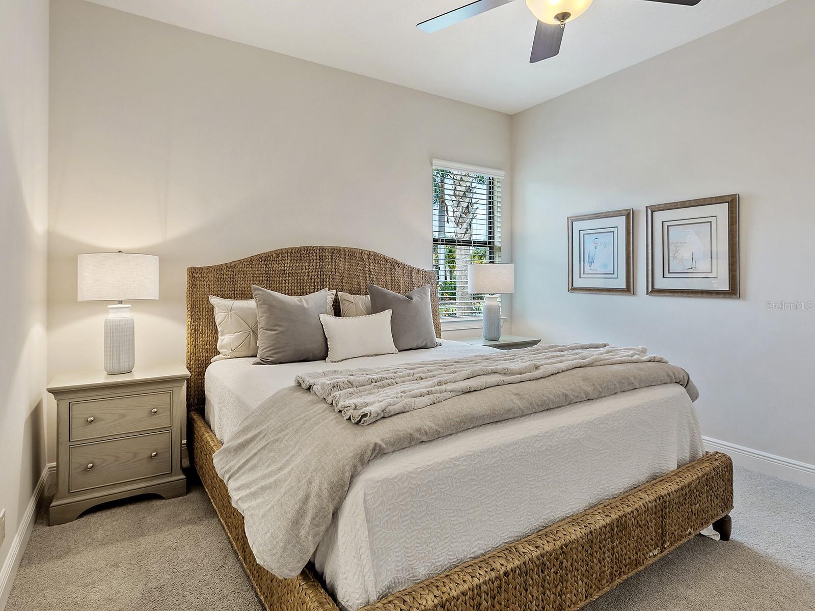 COUNTRY CLUB EAST - Residential