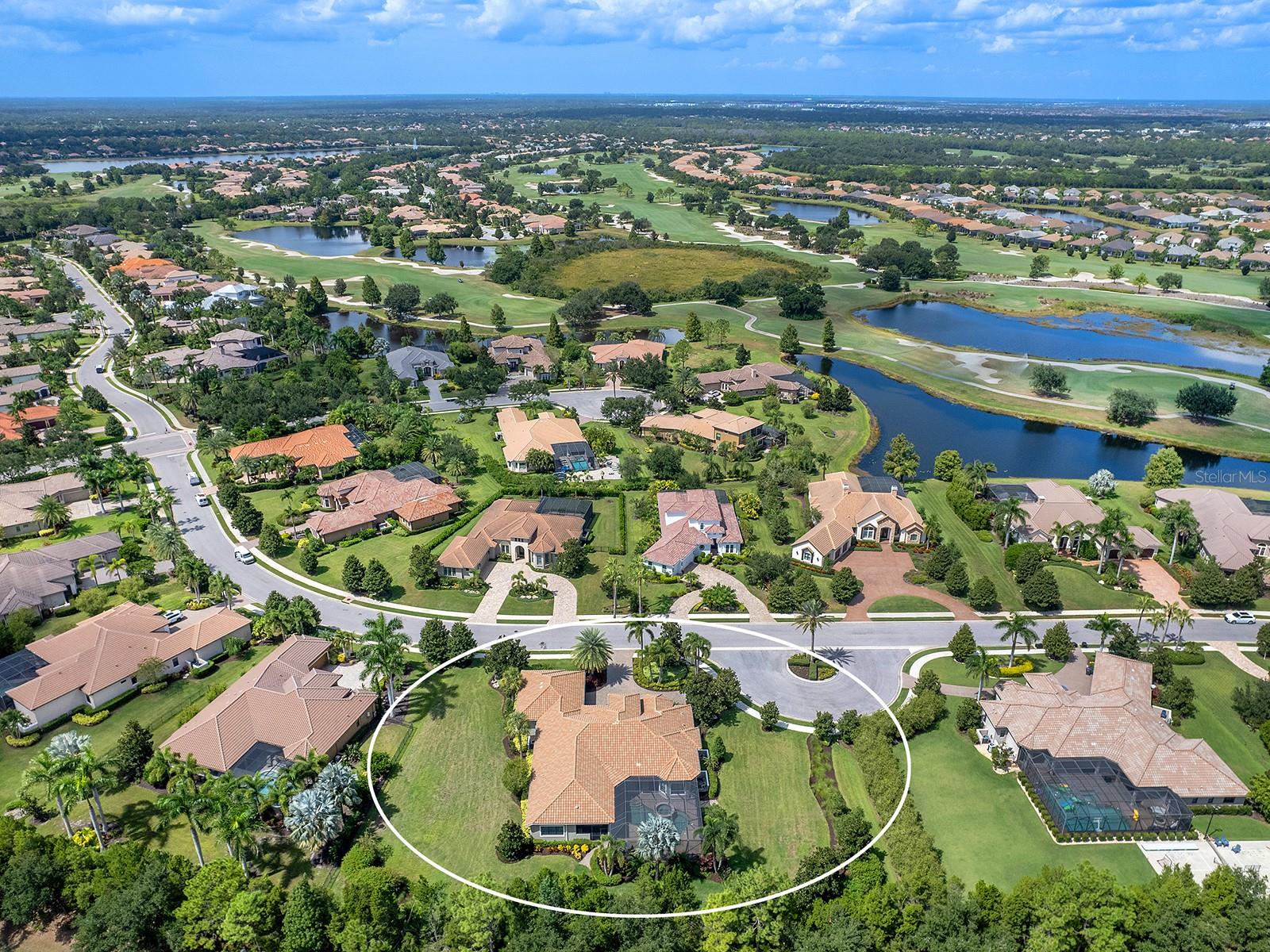 COUNTRY CLUB EAST - Residential