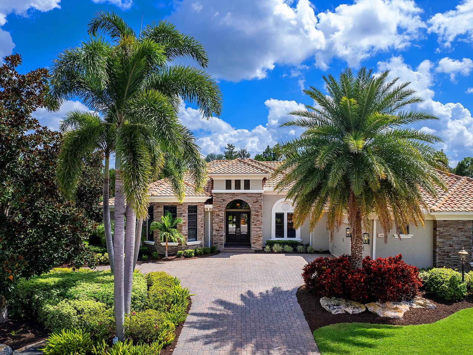 COUNTRY CLUB EAST - Residential