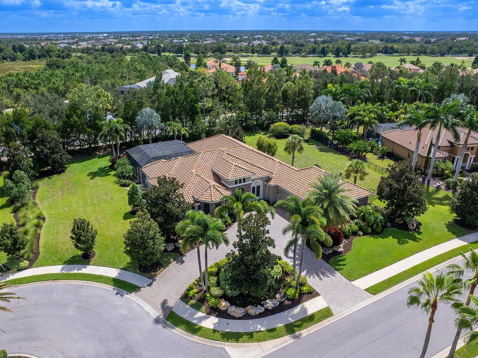 COUNTRY CLUB EAST - Residential