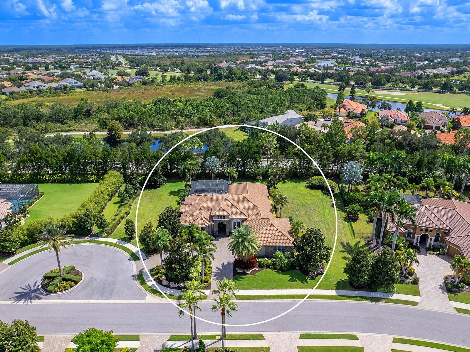 COUNTRY CLUB EAST - Residential