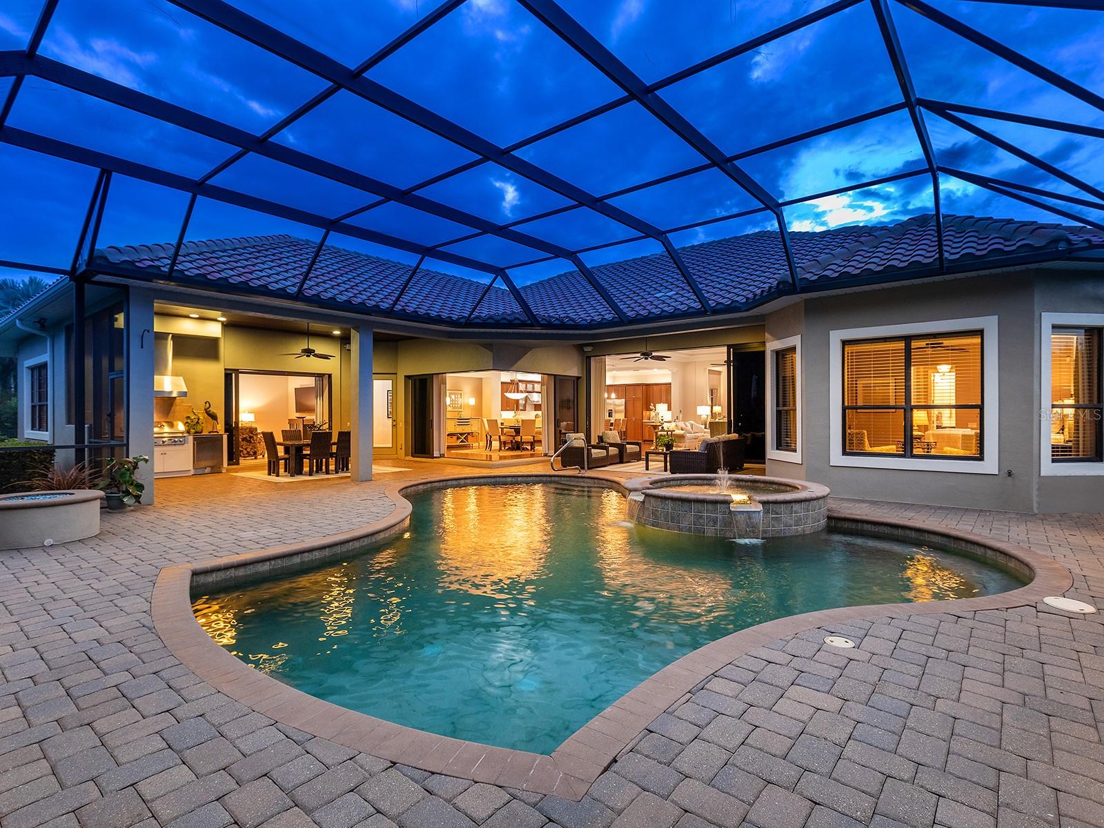 COUNTRY CLUB EAST - Residential