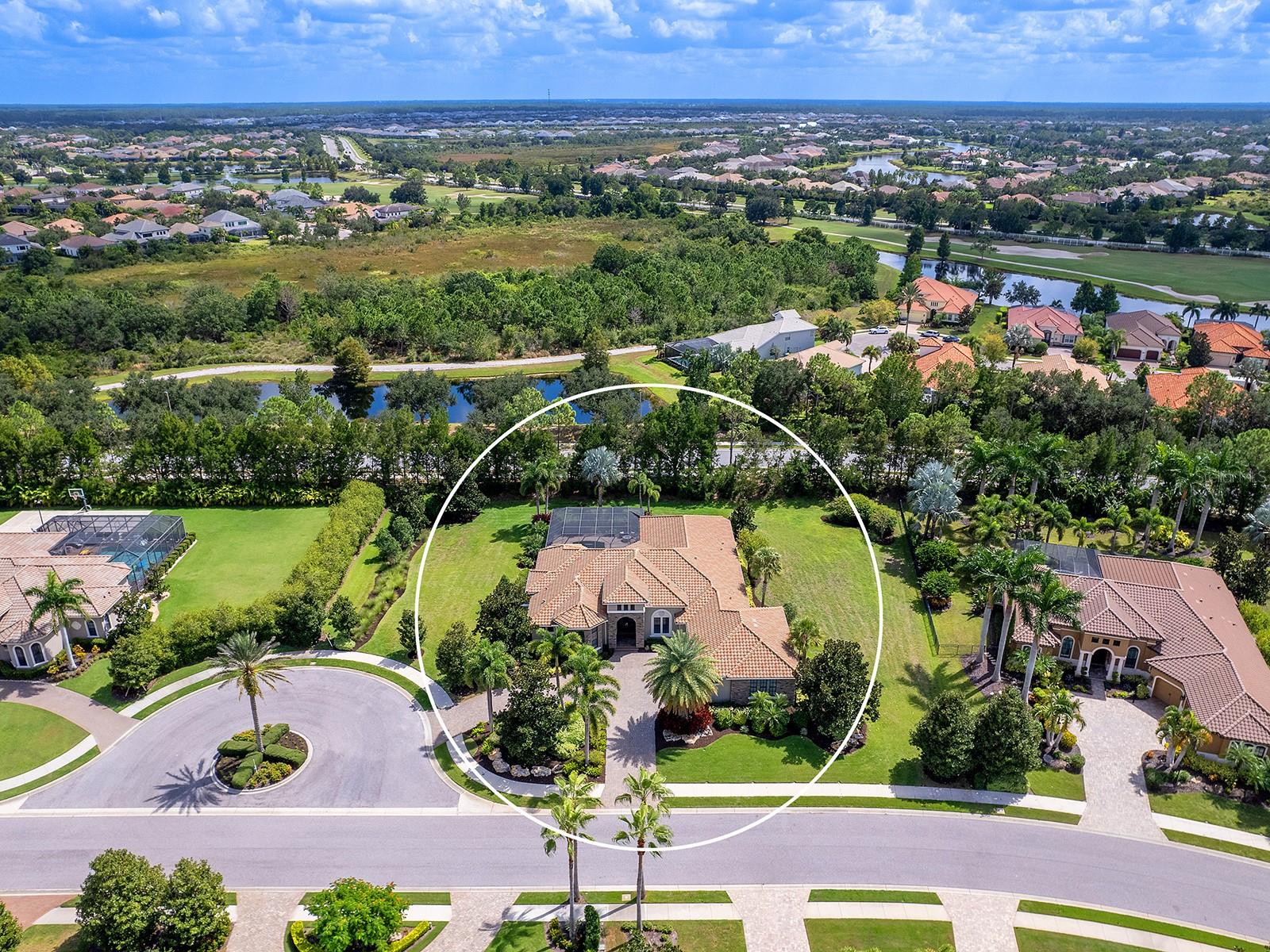 COUNTRY CLUB EAST - Residential