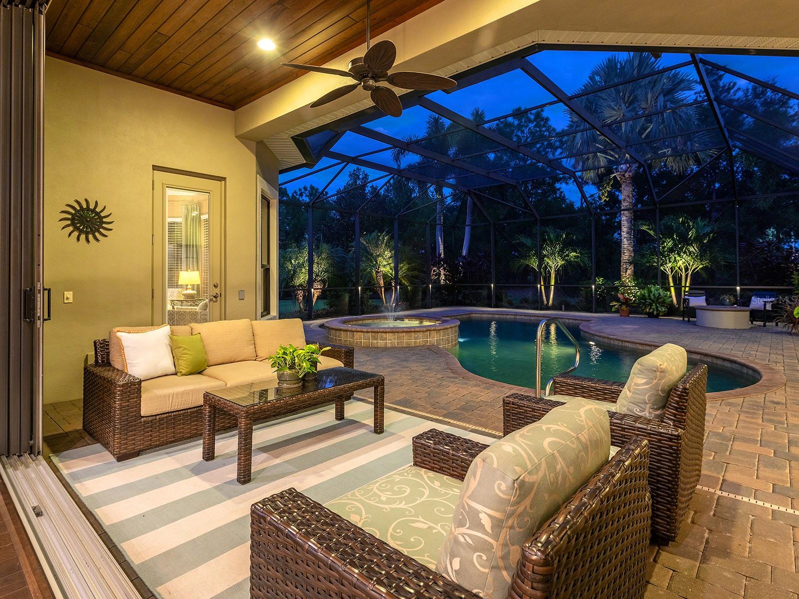 COUNTRY CLUB EAST - Residential