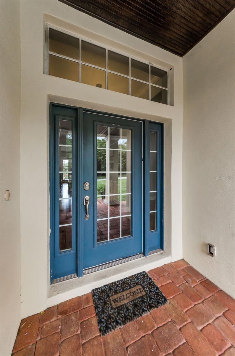3143 PINEVIEW DRIVE