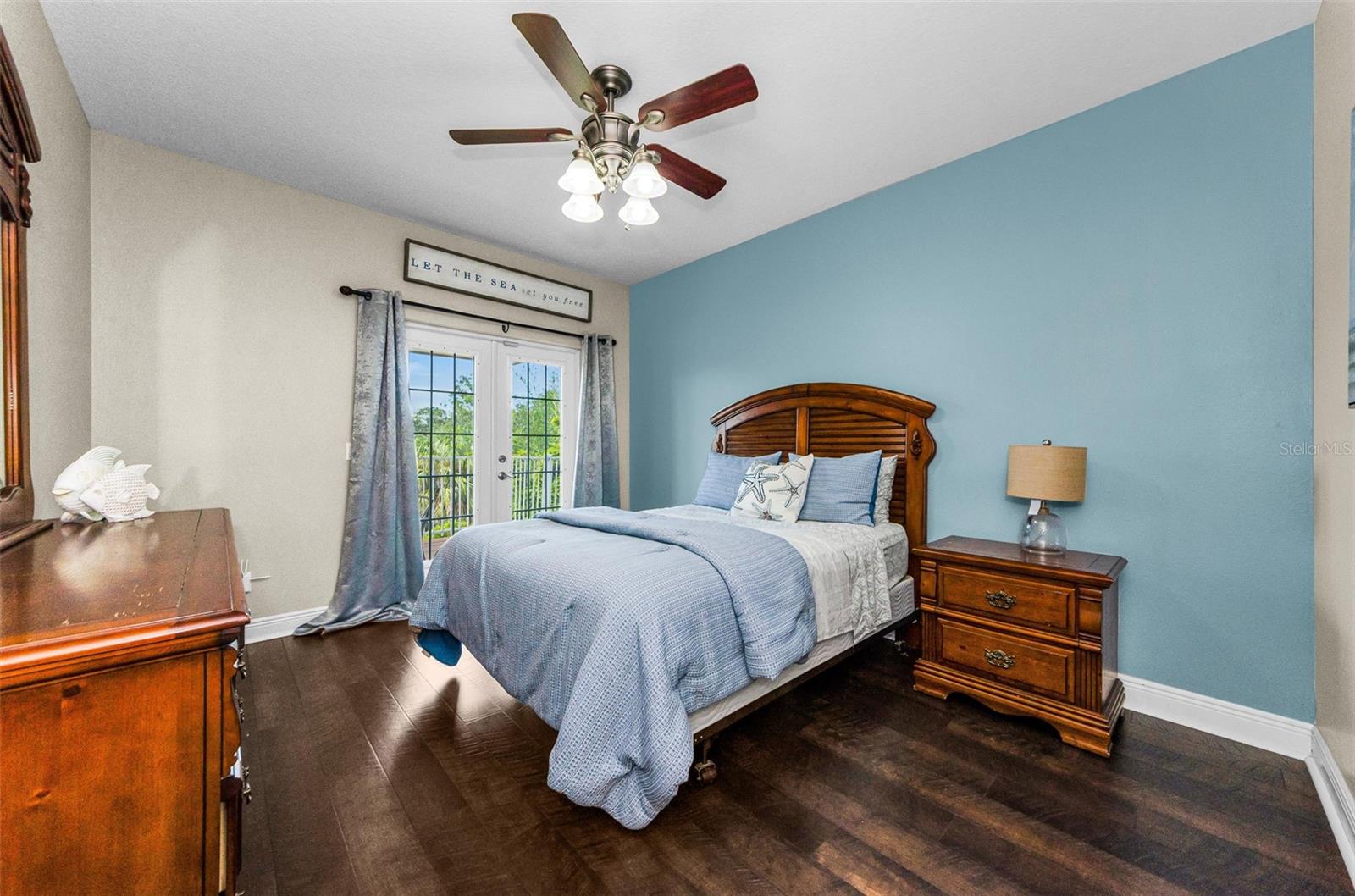Holiday, Florida, 34691, United States, 4 Bedrooms Bedrooms, ,4 BathroomsBathrooms,Residential,Active,1961940
