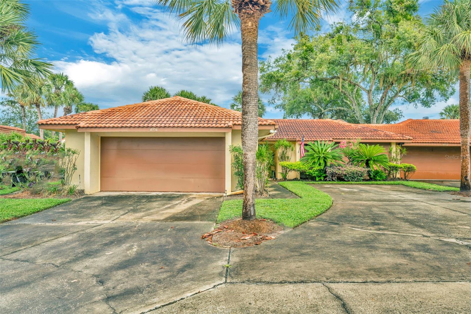 Welcome to this charming and well maintained 3-bedroom, 2-bath home in the quiet, gated community of Island Club at Rosemont. Featuring a spacious floor plan with a cozy gas fireplace (connected to an owned propane tank), this home is perfect for relaxing or entertaining.
Enjoy the flexibility of a 3rd bedroom that has been converted to more of a family room with a built-in wet bar, which is ideal for a home office or entertainment space. The kitchen is equipped with a functional trash compactor, ample cabinetry, and a unique atrium which allows for ample natural light.
Step outside to your private pool oasis, accessible from the majority of rooms in the home. Whether you're hosting guests or enjoying a quiet evening, the seamless indoor-outdoor flow adds to the charm of this property.
Additional features include 2-car garage with washer and dryer. As well as double paned windows throughout. Dont miss this opportunity to own a unique pool home.