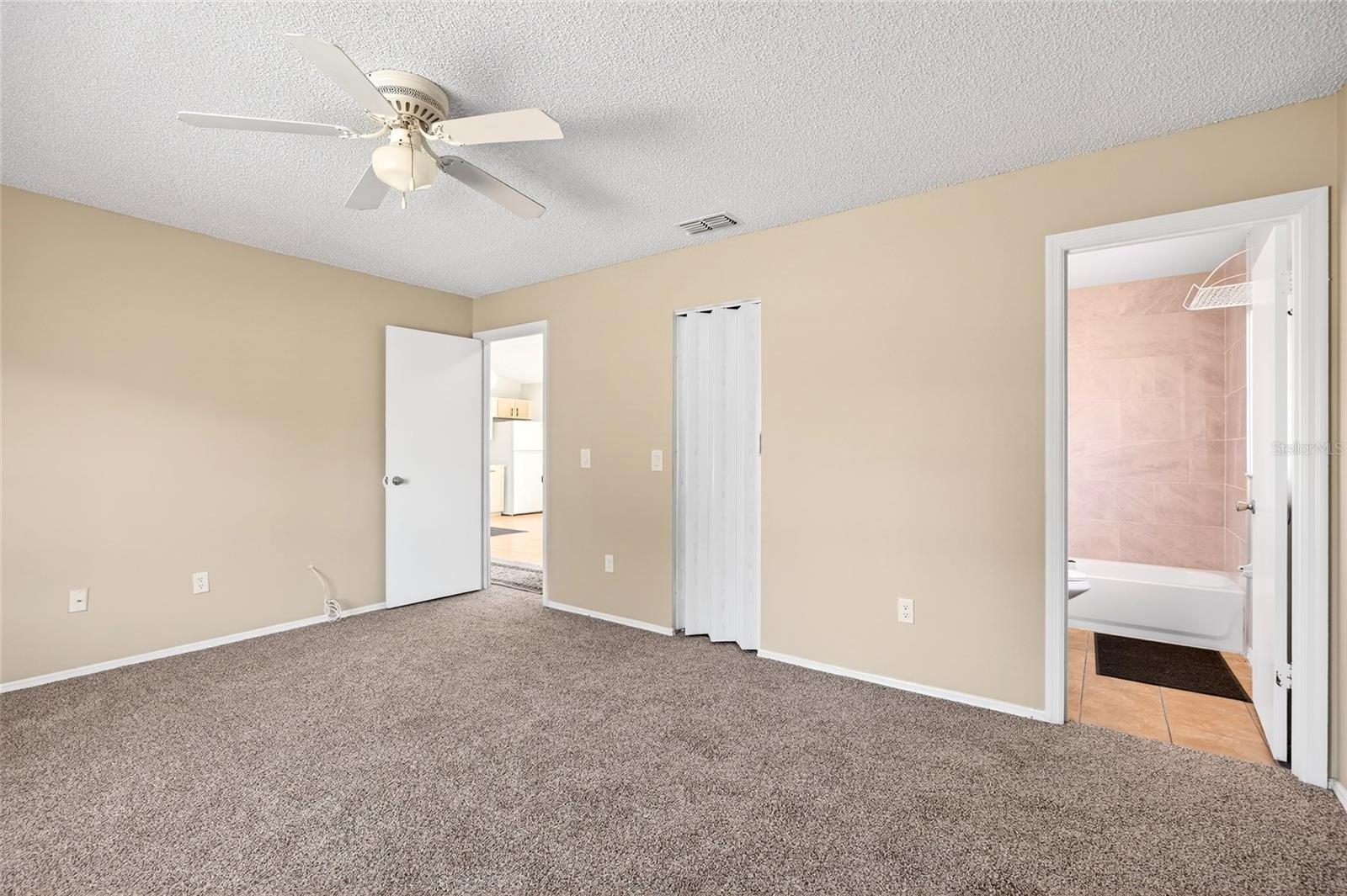 SILVER SPGS SHORES - Residential