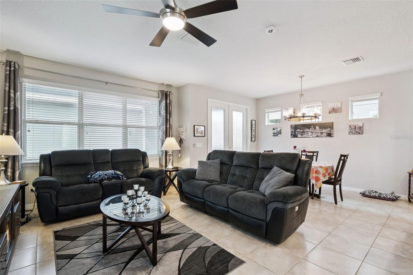 LAKEVIEW POINTE/HORIZON WEST P - Residential