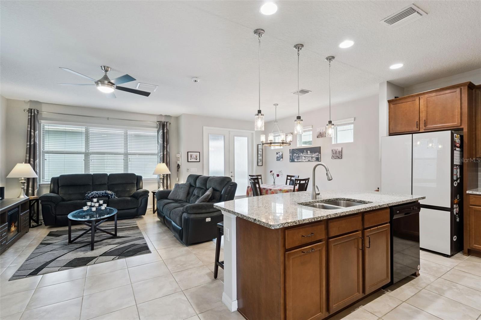 LAKEVIEW POINTE/HORIZON WEST P - Residential