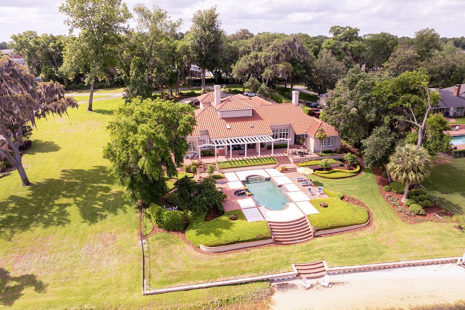 BRANTLEY COVE NORTH - Residential