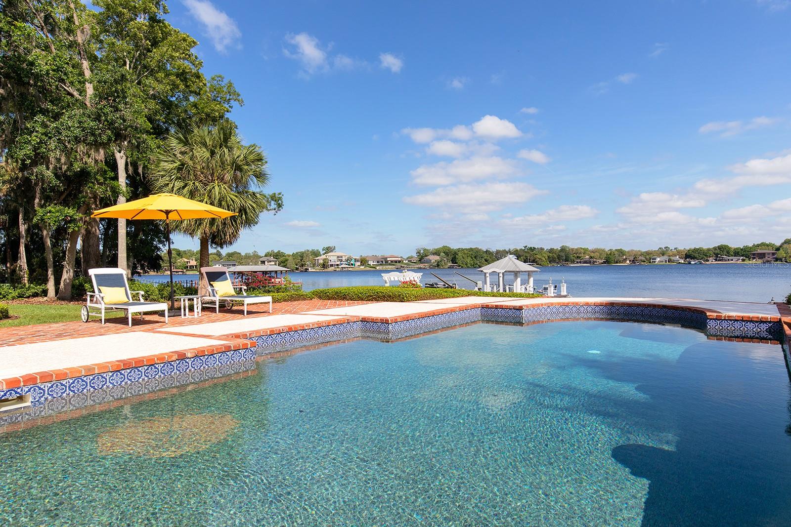 BRANTLEY COVE NORTH - Residential