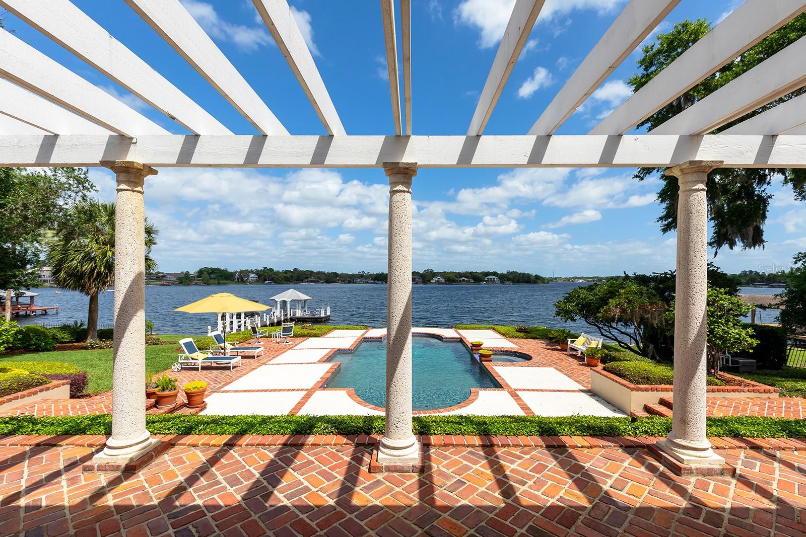 BRANTLEY COVE NORTH - Residential