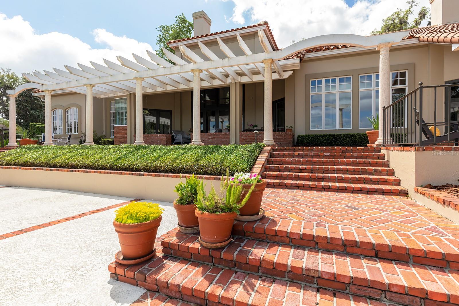 BRANTLEY COVE NORTH - Residential