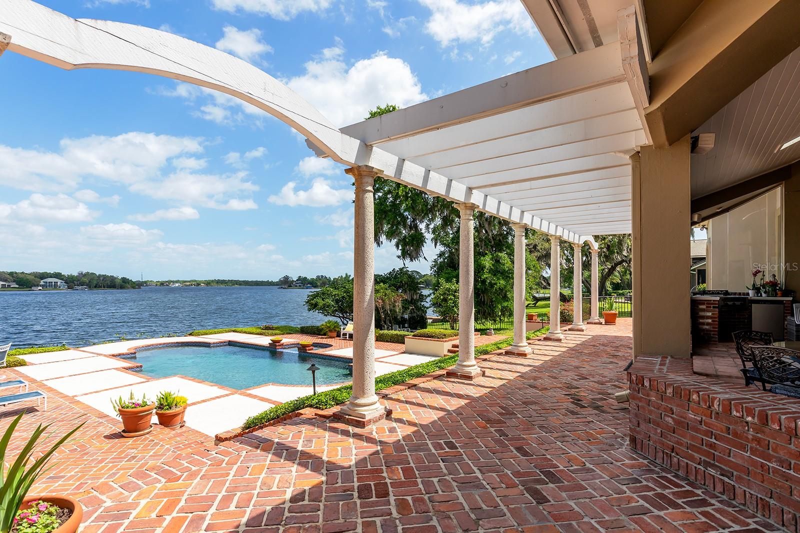 BRANTLEY COVE NORTH - Residential