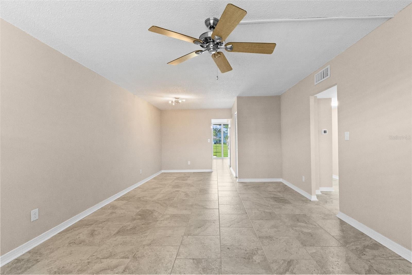 4895 BAY STREET NE 102