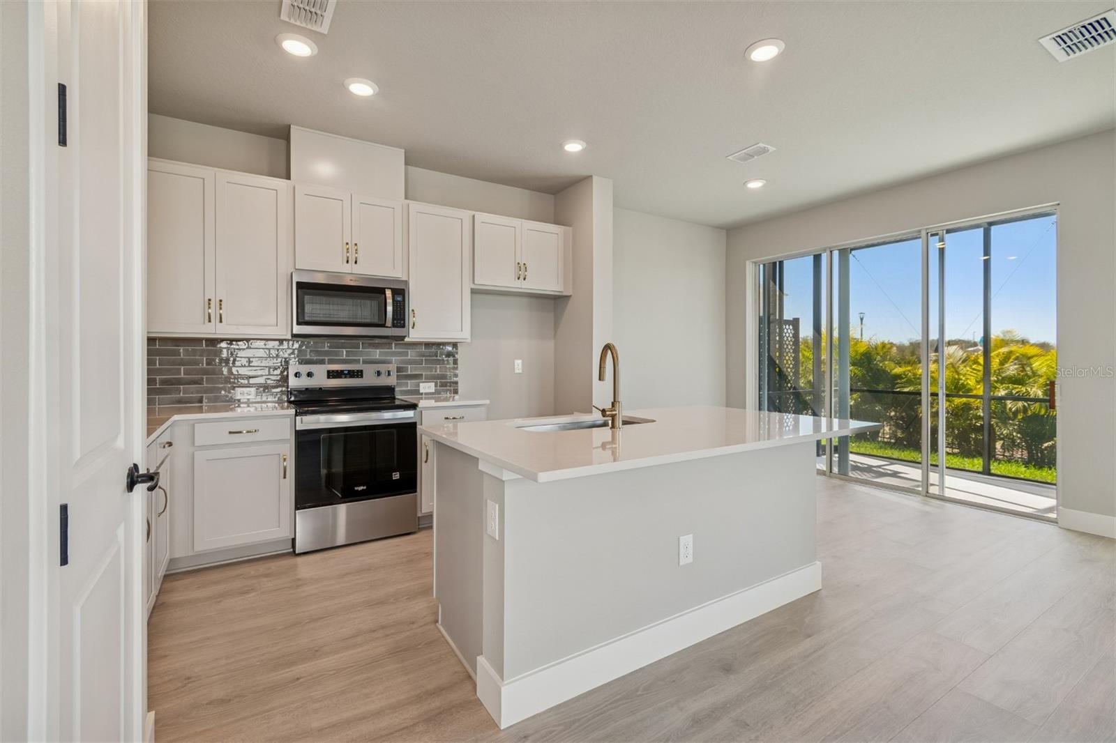 NORTH RIVER RANCH - Residential