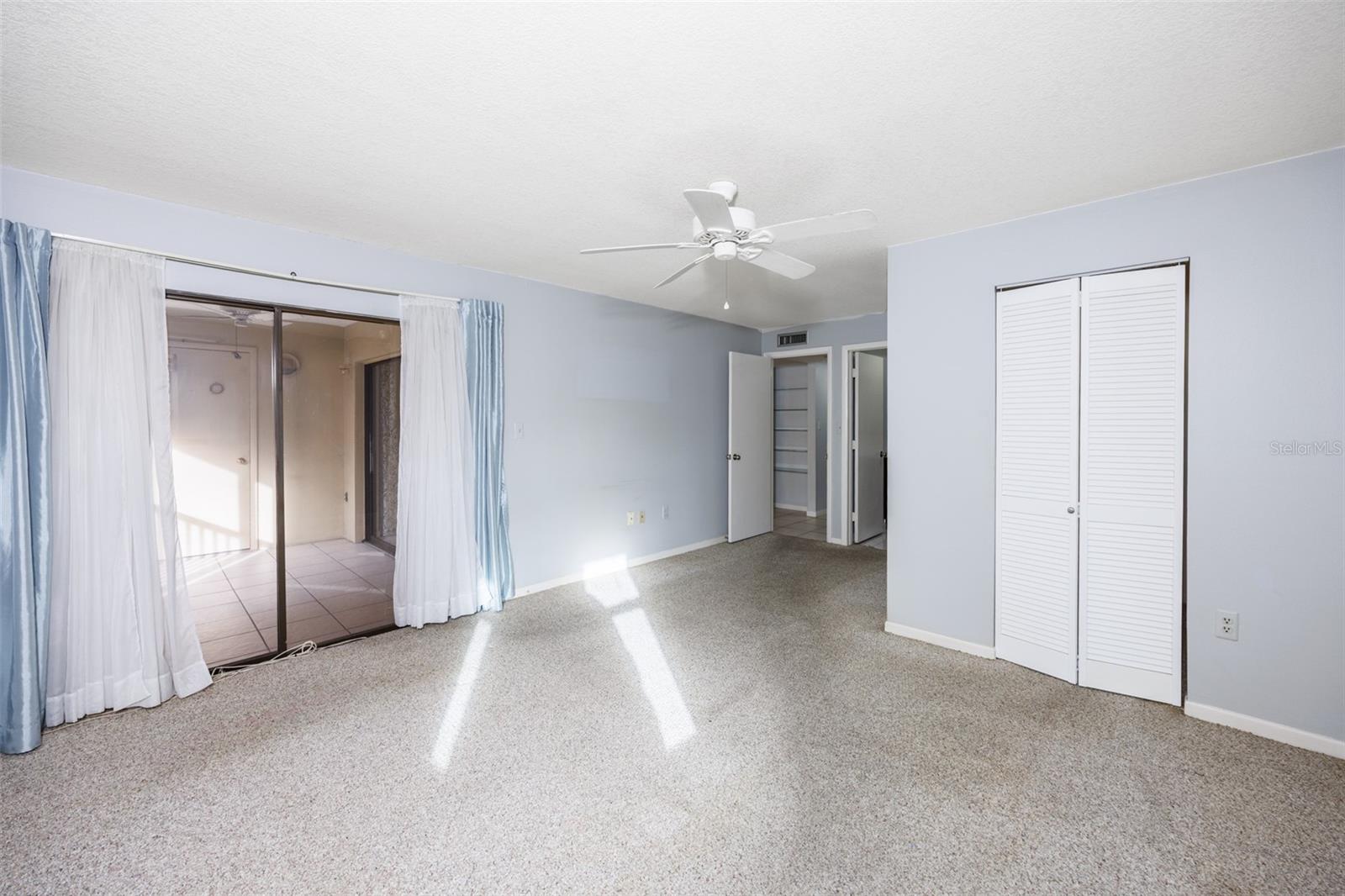 RUSTLEWOOD AT COUNTRYSIDE CONDO - Residential Lease