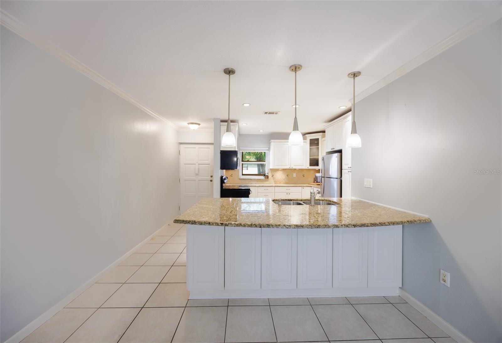 RUSTLEWOOD AT COUNTRYSIDE CONDO - Residential Lease