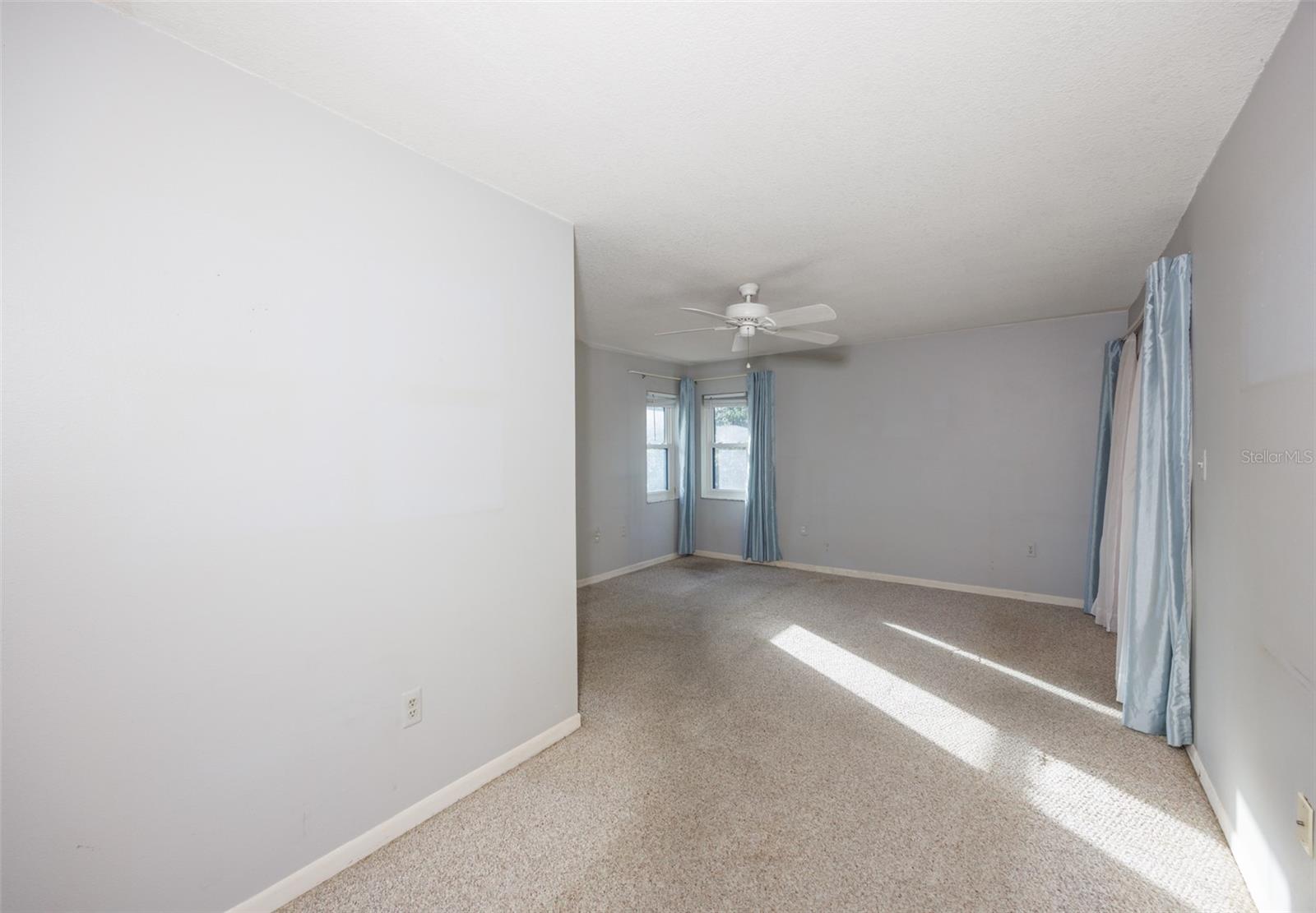 RUSTLEWOOD AT COUNTRYSIDE CONDO - Residential Lease