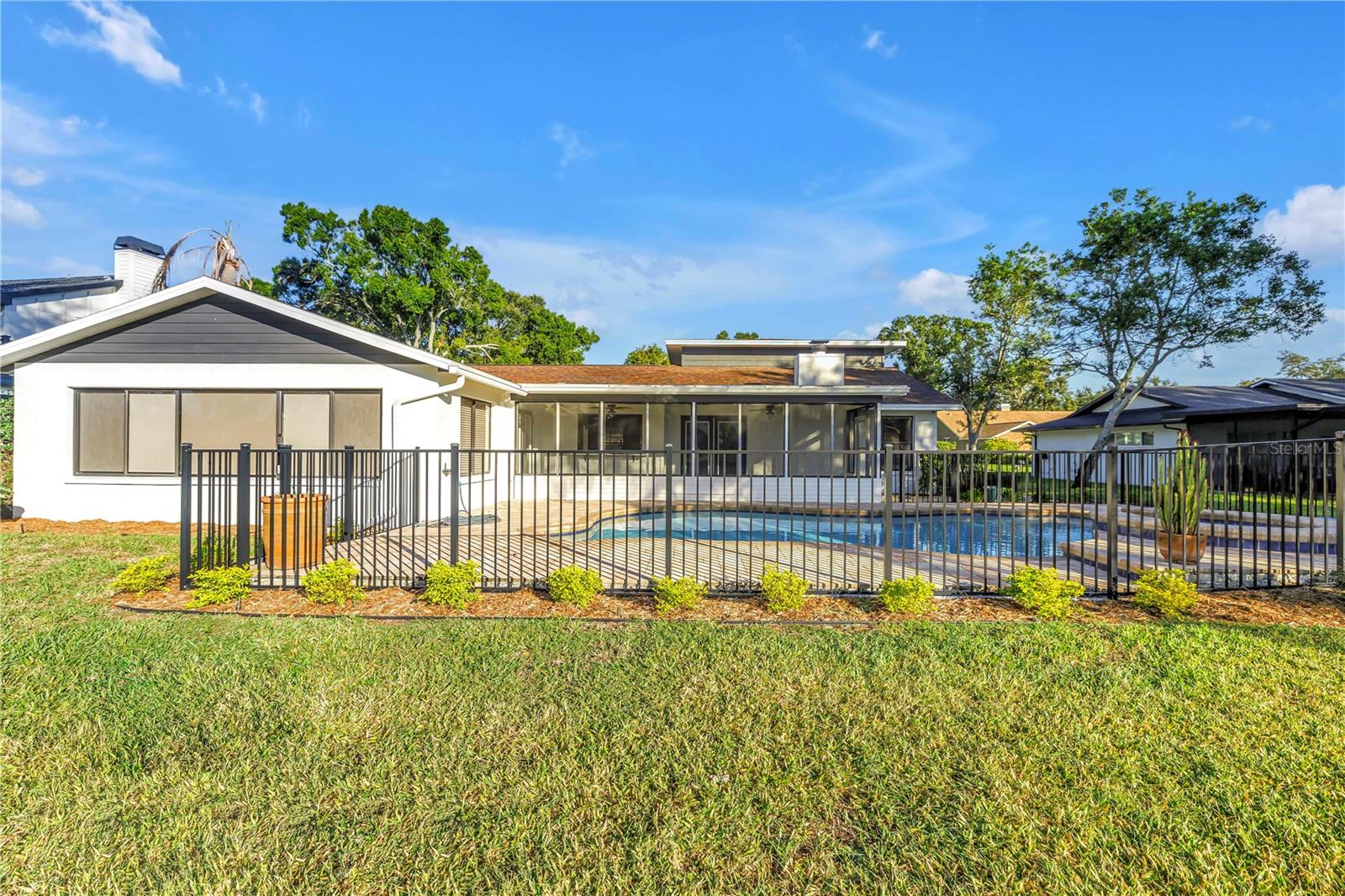 BAYWOOD PARK - Residential