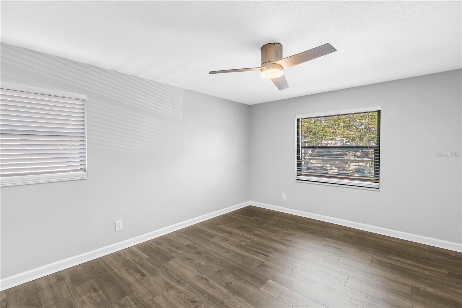 BAYWOOD PARK - Residential