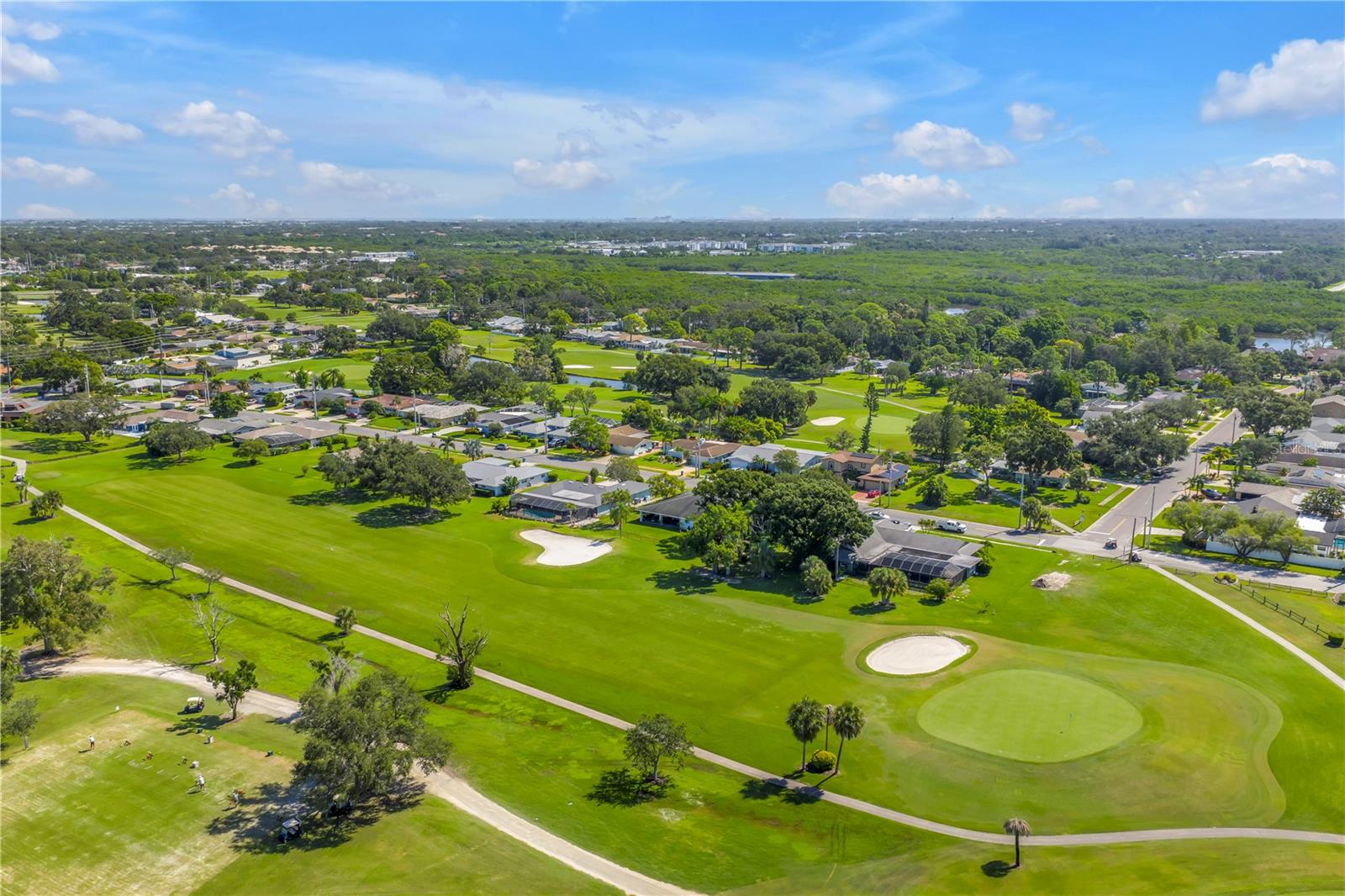 BAYWOOD PARK - Residential