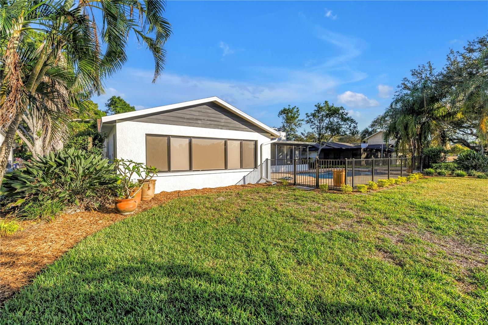 BAYWOOD PARK - Residential