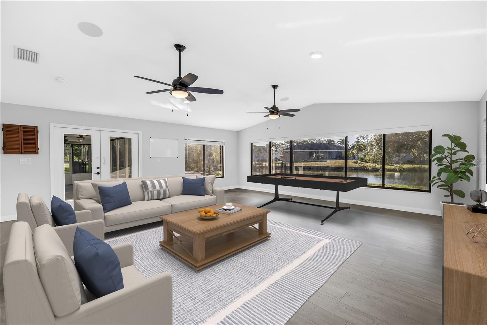 BAYWOOD PARK - Residential