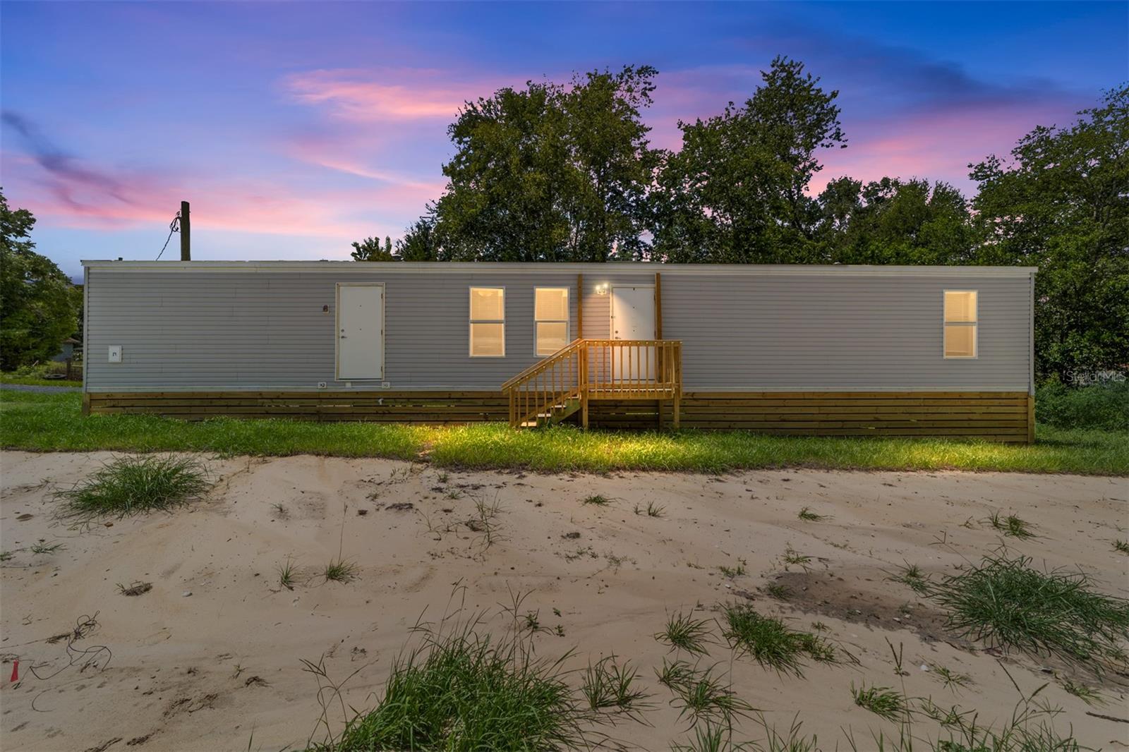 B & R/GREEN HIGHLANDS/COUNTRY EST AREA (328) - Residential