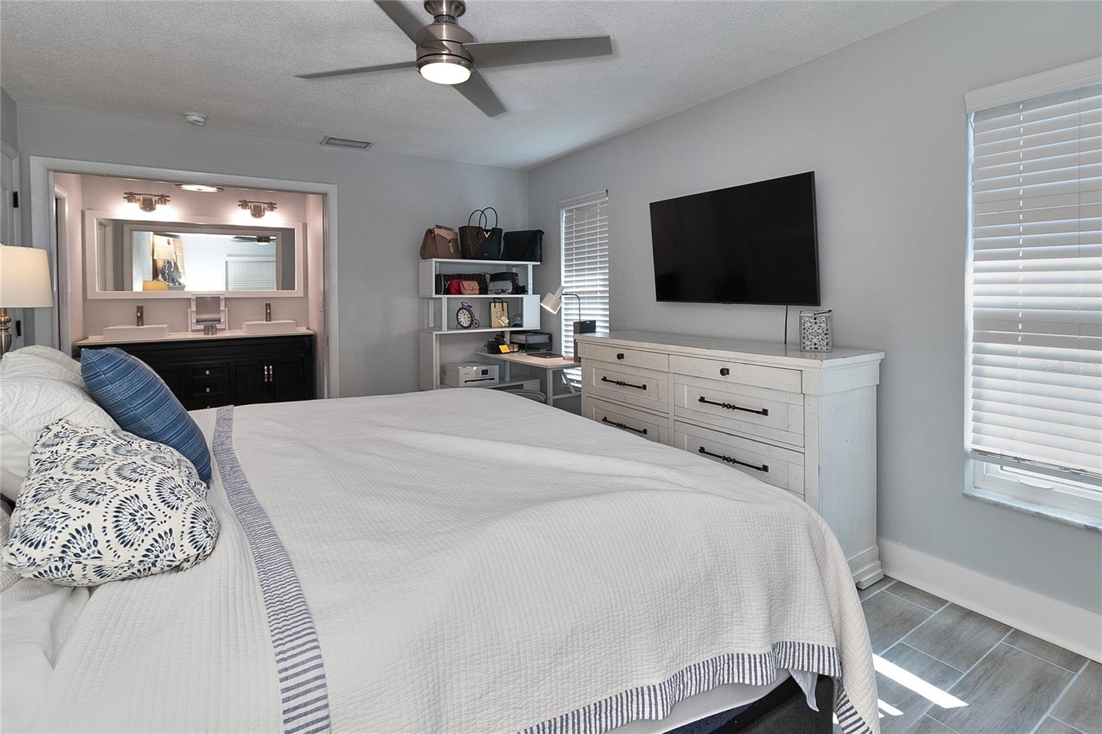 FAIRWAY ESTATES 6TH ADD - Residential