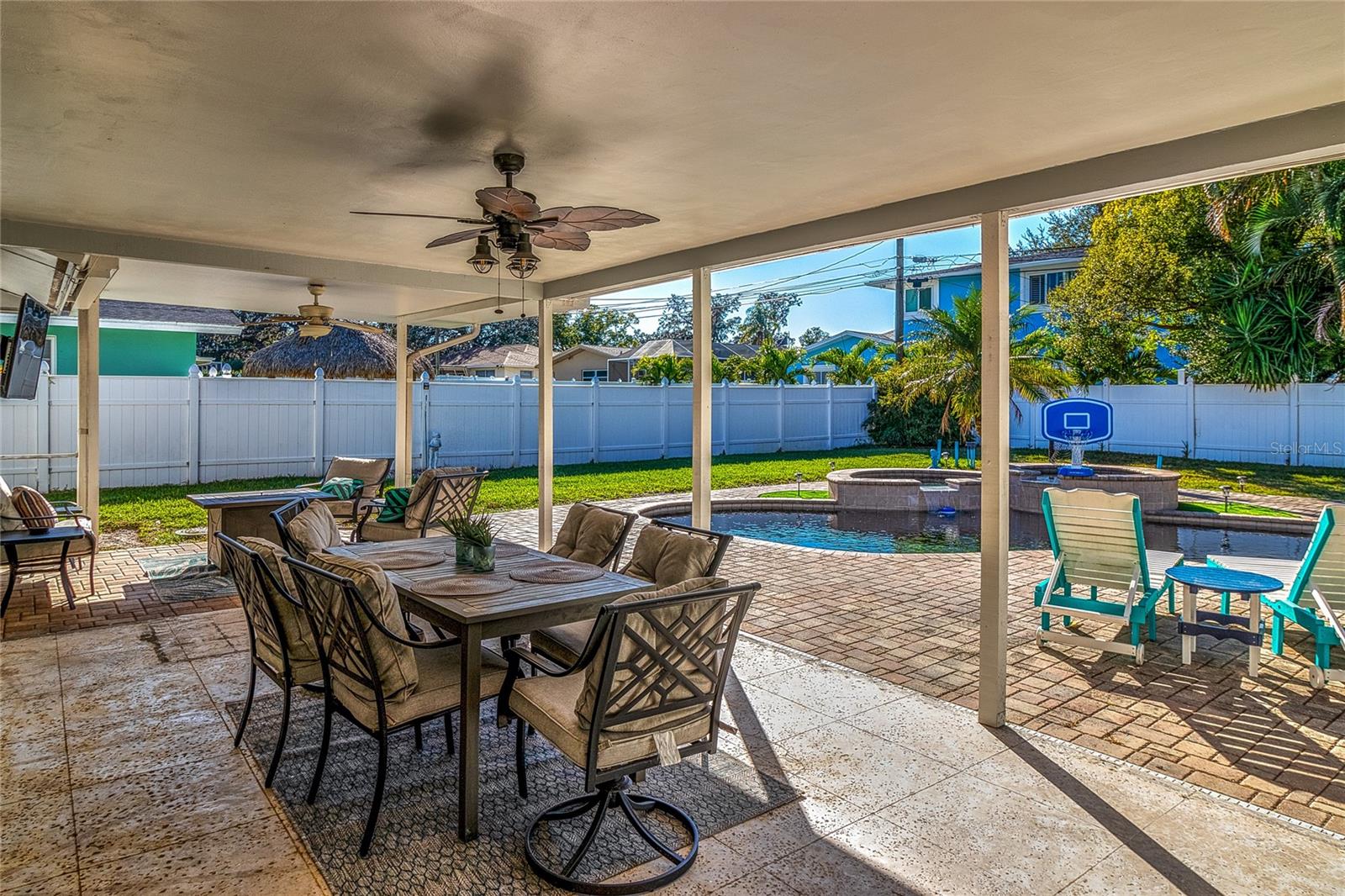 FAIRWAY ESTATES 6TH ADD - Residential