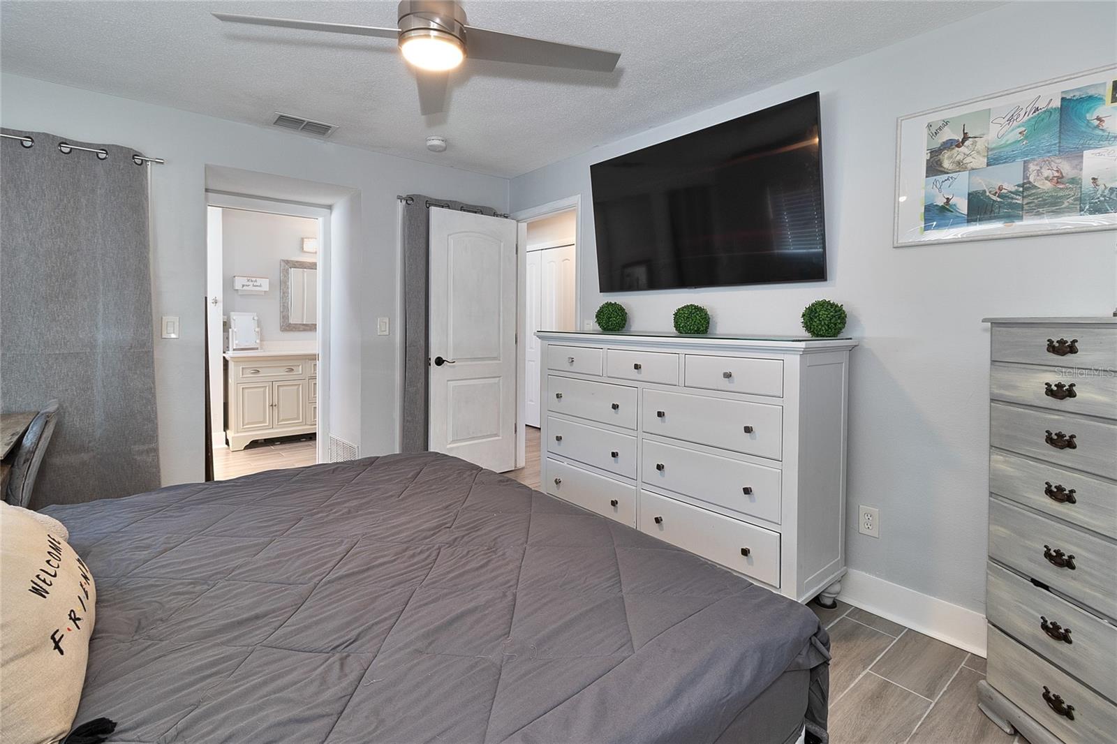 FAIRWAY ESTATES 6TH ADD - Residential