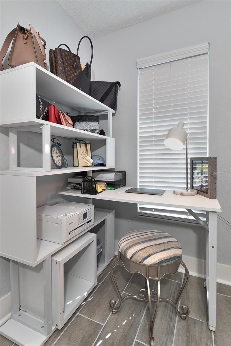 FAIRWAY ESTATES 6TH ADD - Residential