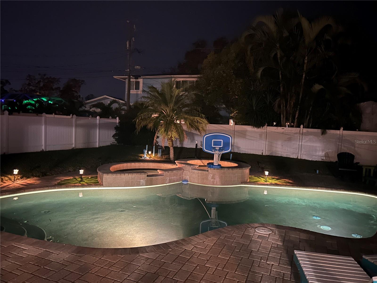 FAIRWAY ESTATES 6TH ADD - Residential