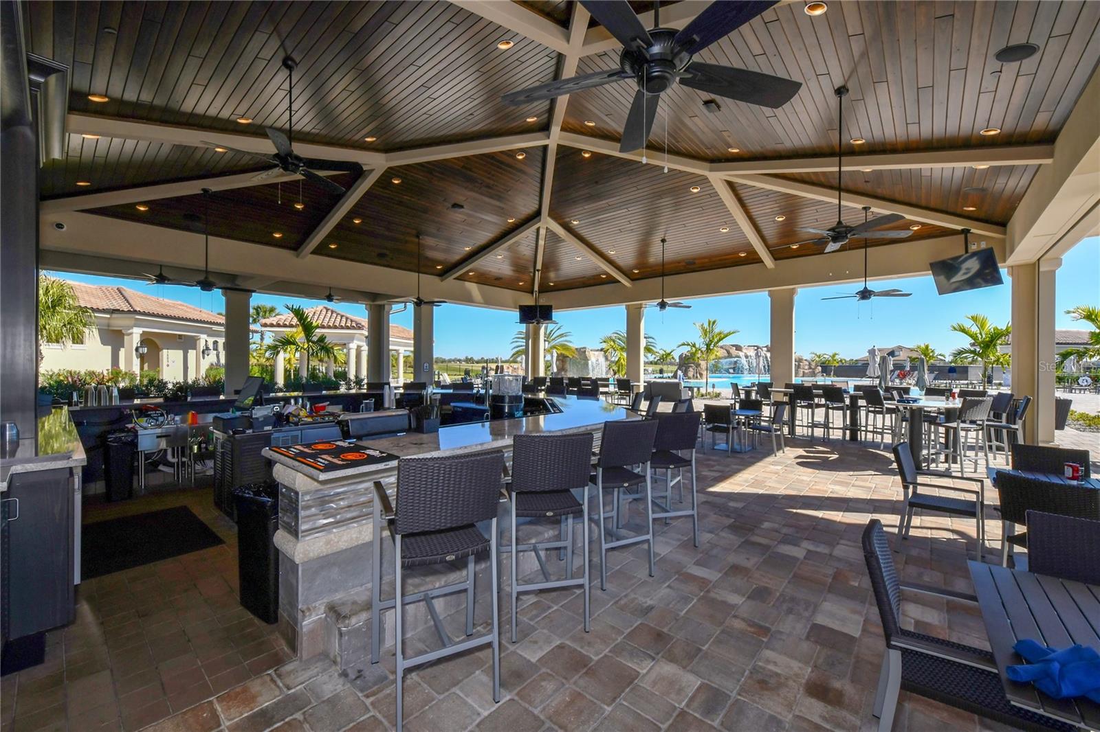 COACH HOMES III AT LAKEWOOD NATIONAL - Residential