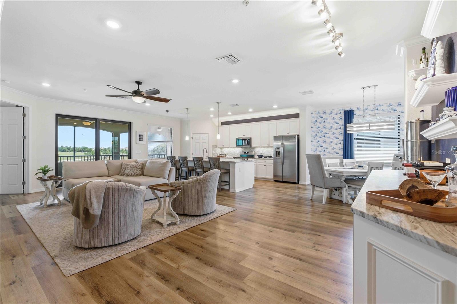 COACH HOMES III AT LAKEWOOD NATIONAL - Residential