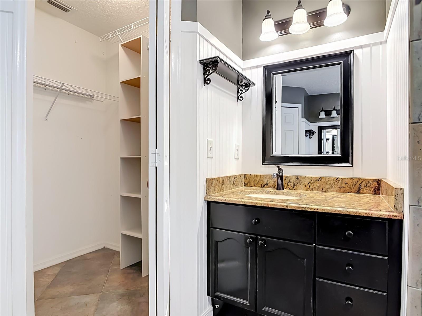 ROYAL TRAILS UNIT 01 - Residential
