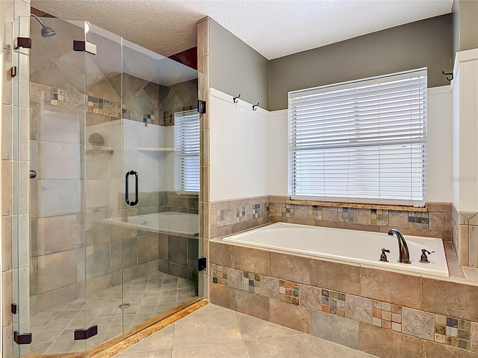 ROYAL TRAILS UNIT 01 - Residential