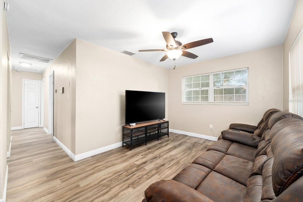 Photo of 2906 E Genesee Street, Tampa, FL 33610 (MLS # TB8498519)